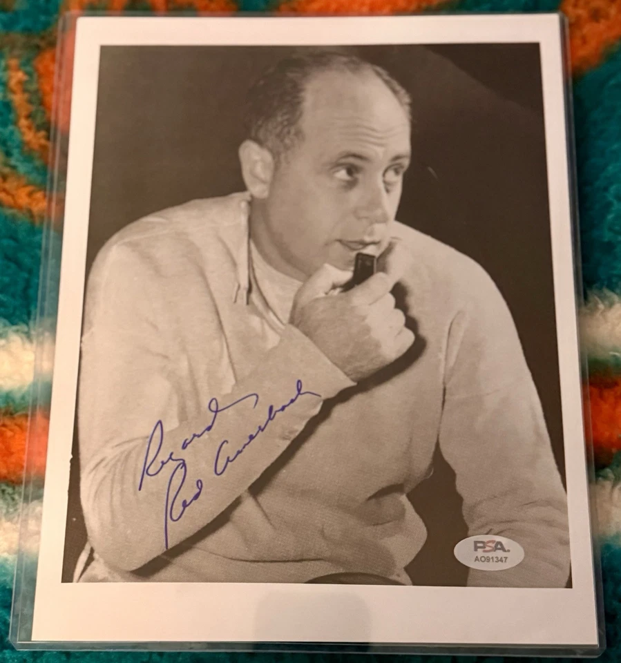 RED AUERBACH SIGNED 8x10 PHOTO PSA DNA CERTIFIED NBA BOSTON CELTICS - Image 1 of 1