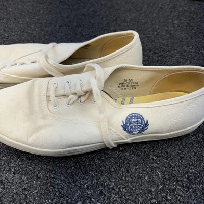 Vintage Keds Shoes Womens Size 9 Off White Canvas Lace Up Crest 90s WK-3171M - Image 1 of 4