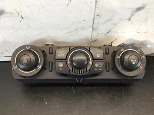 03 04 05 BMW Z4 Heater A/c Control 6411-6 947 732 - Picture 1 of 4