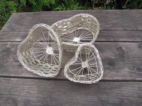 3 Nesting Silver Tone Gift Weaved Metal Wire Heart Baskets Storage Containers Cover