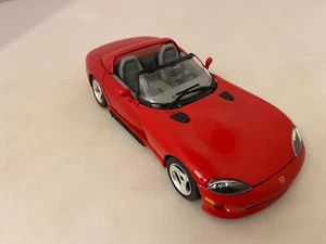 Diecast Burago Dodge Viper 1/24 Collectible Car. Made in Italy - Picture 1 of 7