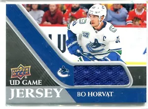 Maglietta 2020-21 UD Mazza Gioco Bo Horvat Maglia GU JERSEY RELIC CANUCKS - Foto 1 di 1
