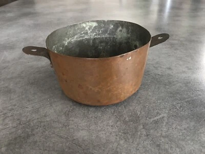 Ancien POT Récipient Forme Arrondie En CUIVRE Étamé D’envergure 18 Cm - Photo 1/4