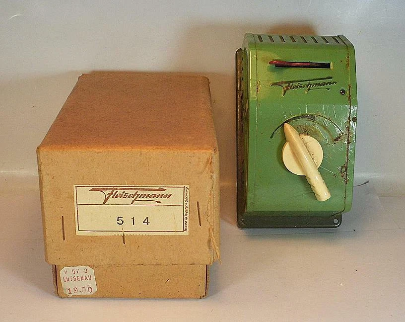 Fleischmann Blech Fahrregler 514 Leistung 11 Watt Version 1 in OVP #975 - Bild 1 von 1