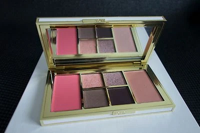 Paleta de ojos y mejillas Tom Ford Winter Soleil fresca Foto 1 de 2