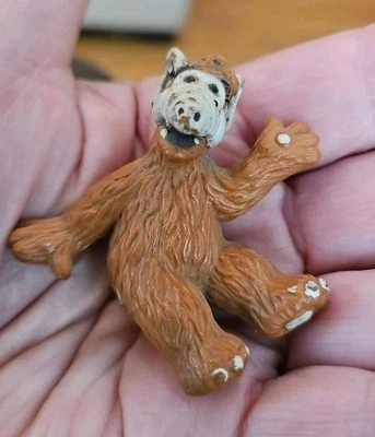 Figura de goma vintage 1988 RUSS ALF 2" miniatura juguete coleccionable Foto 1 de 2