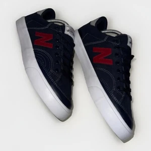 Blau mit Rot New Balance Numeric Herren Skate Sneaker NM212NRS Pro Court 212 Größe 9,5 - Bild 1 von 7