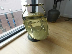 Stunning Brass Benham & Froud Coal Helmet with Swag Design & Wooden Handle - Picture 1 of 16