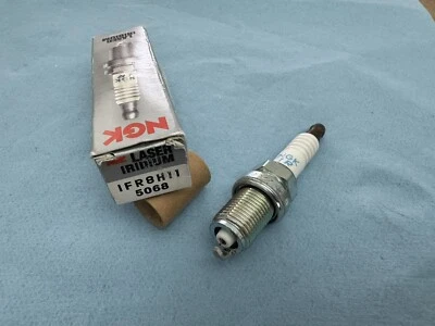 1 Bujía de iridio NGK IFR8H11 HONDA CRF450R CRF450X CRF450 CRF 450X 450R nueva Foto 1 de 2