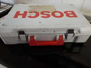 Universal Werkzeugkoffer von Bosch für 15,00 € inklusive Versand - Bild 1 von 7
