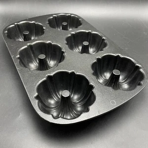 Nordic Ware Bundt-Lette Pfanne 6 Mini Bundt Kuchen Schwer Aluminiumguss USA - Bild 1 von 9
