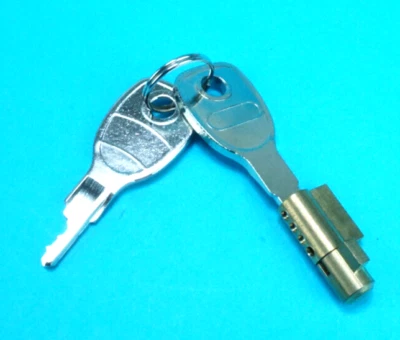 Security Hitch Lock for Erde Daxara Trailer 150 152 153 160 161 162 163 190 191 - Image 1 of 4