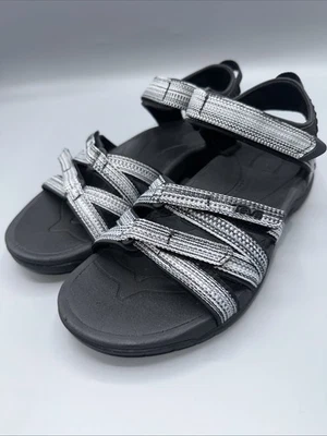 Sandalias de senderismo TEVA Tirra para mujer talla 7 negras/blancas 4266 Foto 1 de 4