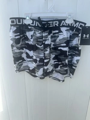 NWT Girls Youth XL Under Armour Camo Shorts - Image 1 of 3