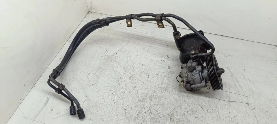 Bomba dirección asistida diésel Volkswagen Passat B6 2007 8-01040 ISA1652 Foto 1 de 3