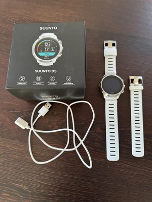Suunto D5  Tauchcomputer Weiss / Silber - Bild 1 von 3