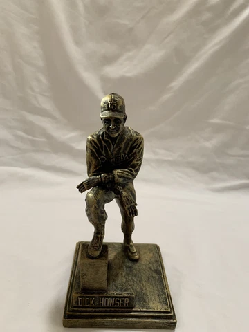 Kansas City Royals Dick Howser #10 Hall of Fame Statue Figurine Cover