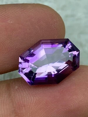Amatista, amatista, amatista de corte elegante de 7,3 quilates, corte de precisión Foto 1 de 4