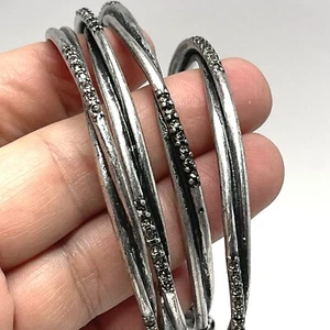 Set of 4 Antiqued Silver Tone Rhinestone Jessica Simpson Bangle Bracelets - Picture 1 of 5
