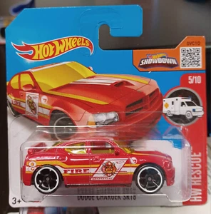 Hot Wheels 2016 Treasure Hunt DODGE CHARGER SRT8 Rescue 5/10 #215/250 SHORT CARD - Picture 1 of 1