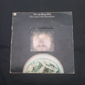 ELO- ON THE THIRD DAY-K56021 VINYL LP A2 B2 PLAY TESTED - Picture 1 of 13