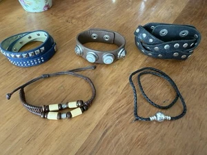 Konvolut Armbänder aus echtem Leder, inkl. 1 Pandora 925 - Bild 1 von 8