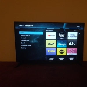 JVC LT-32CR230 ROKU TV 32" Brand New In Box Excellent Reviews - Picture 1 of 5