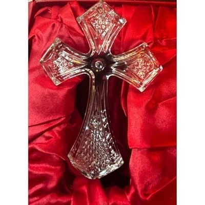 Adorno Cruz Anual Waterford para Decoración Navidad Cristal 2016 Foto 1 de 4