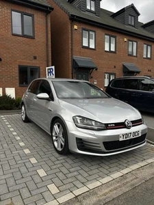 Volkswagen Golf GTD 2.0 TDI DSG Automatic - Picture 1 of 16