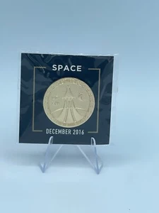 Space Dezember 2016 Loot Gaming Emaille Pin versiegelt - Bild 1 von 1