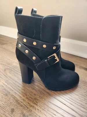 NUEVO APT 9 Defined Comfort Botín Negro Hebilla + Acento de Tachuelas Talla 5.5 Años 80 Rock Foto 1 de 4