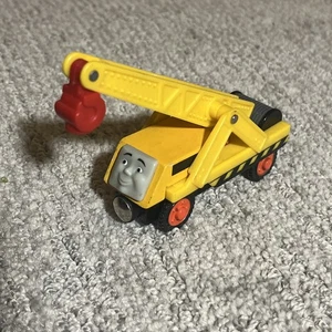 Thomas & seine Freunde Kevin Eisenbahn Zug Panzer Lok GUC - Bild 1 von 6