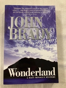 Wonderland(Inspector Minogue) by John Brady, Like New Trad Paperback - Imagen 1 de 4