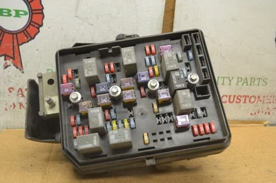 08-11 Chevrolet Impala Fuse Box Junction OEM 20817314 Module 435-10c4 - Image 1 of 4