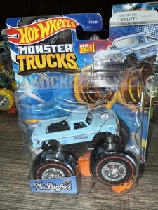 NEW NIP 2023 Hot Wheels Monster Trucks Ms Bigfoot Treasure Hunt TH - Picture 1 of 17