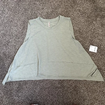 Женский тампон FP Movement Tank Xs новый с ярлыками $30 камень шалфей - Изображение 1 из 2