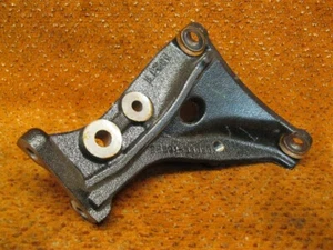 25591-33050 Halter Stütze Turbo Krümmer 1,4D 1ND-TV Toyota Auris Yaris original - Picture 1 of 1