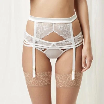 ¡NUEVO CON ETIQUETAS! Cinturón Liguero Bluebella Talla S/6 Emerson Encaje Satinado Tirantes Marfil 35104 Foto 1 de 4