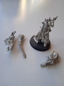 Games Workshop Warhammer 40k Chaos Space Marine Terminator Lord + extra weapon - Foto 1 di 1