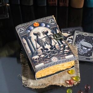 Handmade The Lovers Printed Leather Journal Notebook Diary with C-Lock, Grimoire - Foto 1 di 6