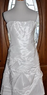 Vestido de novia corto vintage blanco Galina David's sin tirantes (nunca usado) Foto 1 de 4