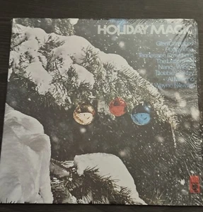 Holiday Magic -  Vintage Vinyl Christmas LP Glen Campbell Wayne Newton Peggy Lee - Picture 1 of 4