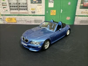 BMW Blu metallizzato M Roadster - BBURAGO - Scala 1/24 - Foto 1 di 5