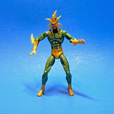Figura suelta Hasbro Marvel Universe ELECTRO Series 1 025 - 3,75 pulgadas Foto 1 de 2