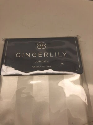 Funda de Almohada Gingerlily London Lancaster Rayas Seda 21 X 32 Marfil Individual Foto 1 de 4