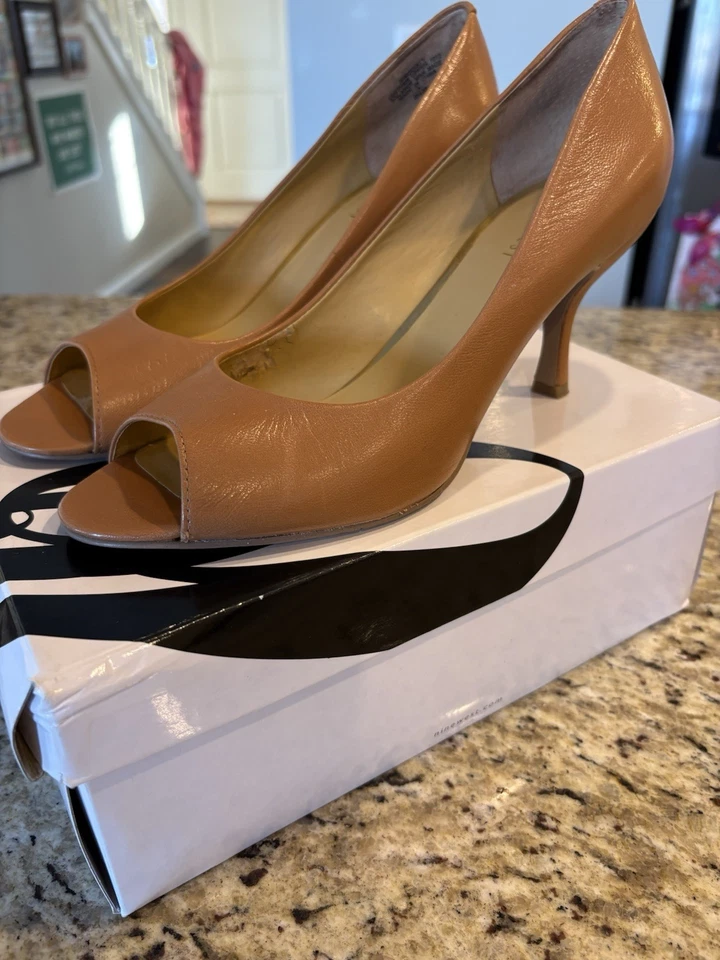 Туфли-лодочки с открытым носком Nine West 8,5 желтовато-коричневые/верблюжьи - Изображение 1 из 4