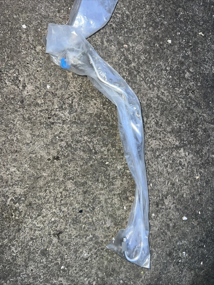 Genuine Volkswagen VW Tiguan 5N Oil Supply Inlet Line Pipe 03L145771AN 2008-2018 - Image 1 of 4