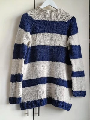 Suéter de lana tejido hecho a mano, estilo mar ⚓⛴️ Foto 1 de 4