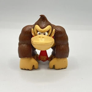Donkey Kong Tie Super Mario Brothers 4" Figure Nintendo 2009 World of Nintendo - Foto 1 di 5