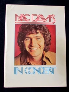 Álbum de fotos de colección Mac Davis 1974 en gira de conciertos programa de libros de recuerdos de tapa blanda - Imagen 1 de 2